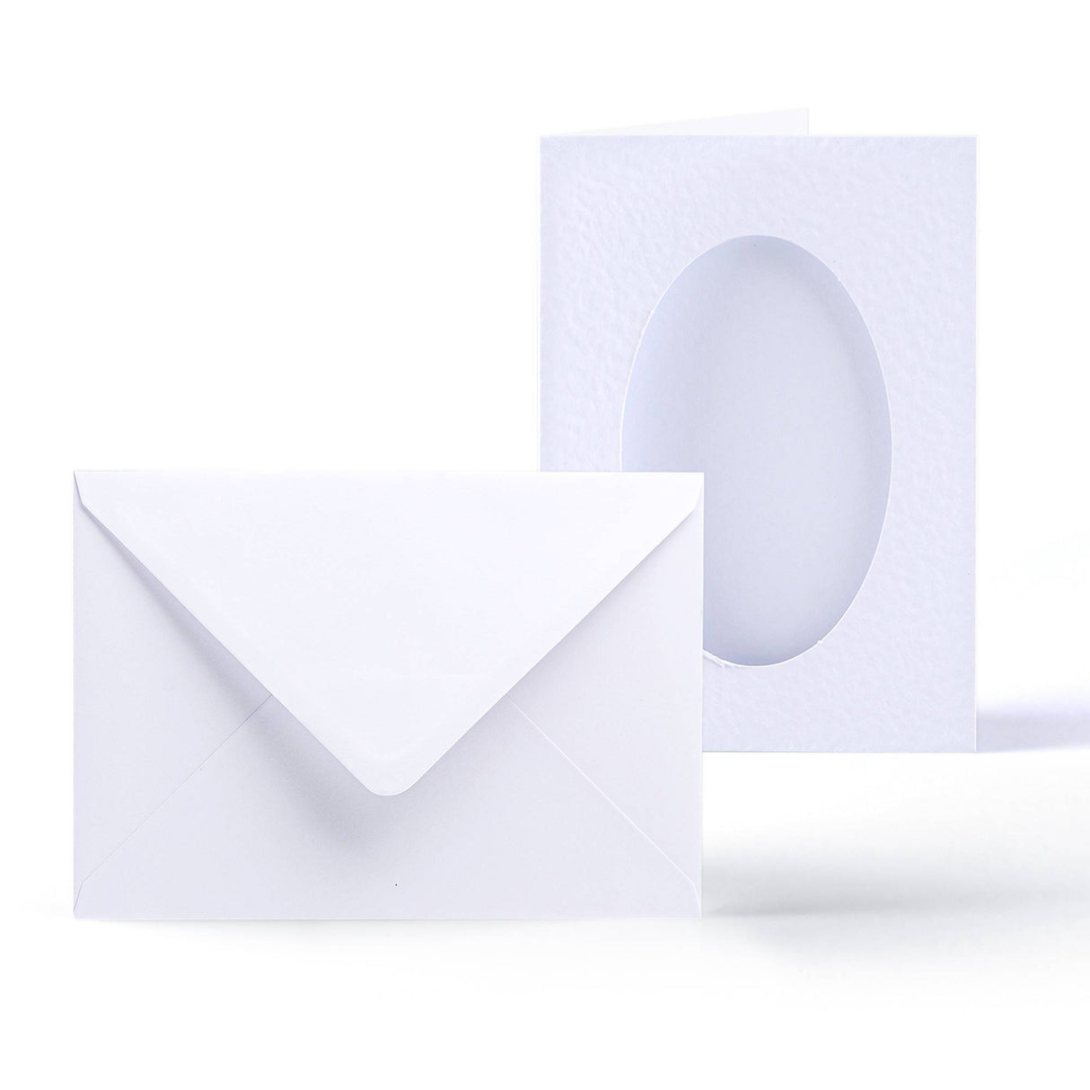 Cartes blanches à texture martelée, pliées en trois avec ouverture ovale – lot