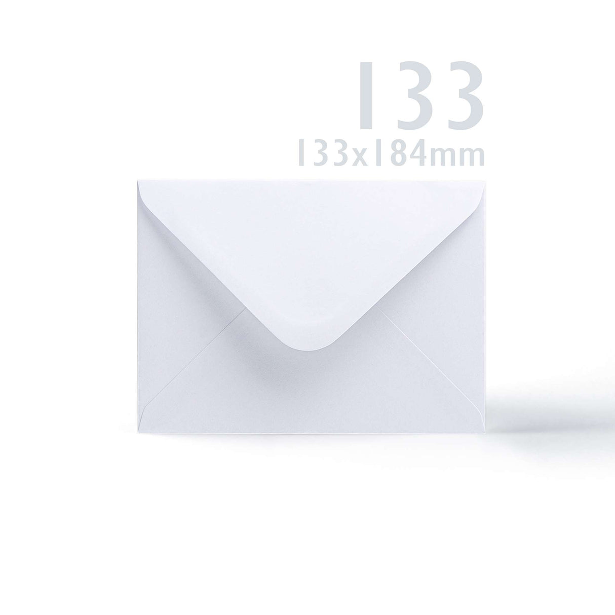 Cartes et enveloppes blanches à bord ondulé – lot
