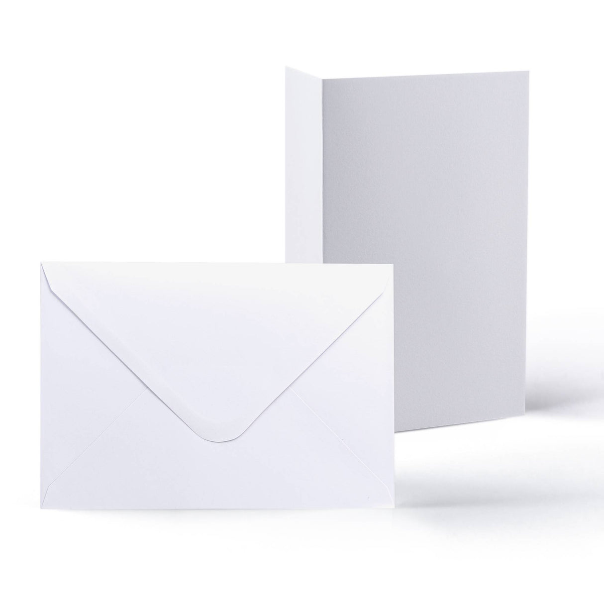 Cartes et enveloppes blanches à texture lisse – lot