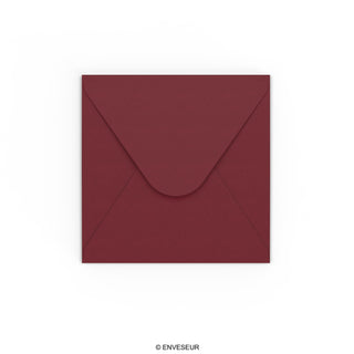 Enveloppes couleur bordeaux