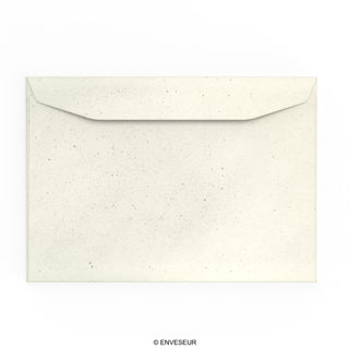 Enveloppes en papier d’herbe